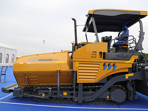 Machine à pavés en béton RP953 de haute performance avec une largeur de pavage de 10,5 m - Product Image 4