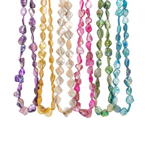 Collar de Conchas Orgánicas Costeras al por Mayor para Mujer, Estilo Boho Chic, Mezcla Colorida de Madreperla, Collar Largo - Product Image 1