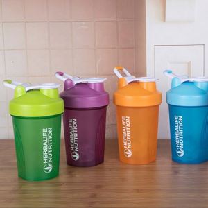 2022 Food Safe 600ml Ready Stock <b>Protein</b> Shaker Sport Water <b>Bottle</b> Milk Shaker with Handle and Mixer Ball - Product Image 4