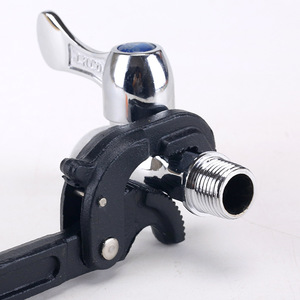 Adjustable Pipe Wrench 30-60mm Serrated Jaw Industrial Grade Metric Ratcheting Handle Anti-Slip Texture Single End - Product Image 5