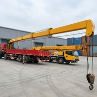 Grue télescopique d'occasion économique de 14 tonnes avec bras à 5 sections pour le chargement et le déchargement de matériaux lourds