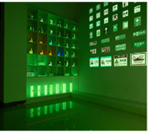 Autocollant photoluminescent PET ignifuge à haute luminosité, approuvé <span class=keywords><strong>IMO</strong></span>, ruban phosphorescent pour la signalisation de sécurité des navires - Product Image 2
