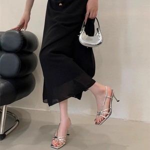 Nouvelles sandales à talon fin françaises 2026, élégantes et polyvalentes, noires, à talon haut, chaussures d'été féériques - Product Image 4