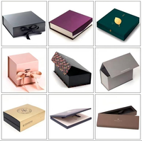 Petite boîte d'emballage pour bijoux en carton ondulé personnalisée, logo en relief argenté, écologique, recyclable, portable, pour collier