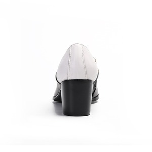 Botas de hombre de talla grande, botas de cuero casuales a la moda con caña alta, botas cortas de estilo retro para negocios. - Product Image 3