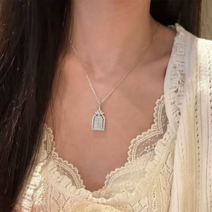 Collar de Plata de Ley 925 con Colgante de Puerta de Castillo y Moissanita, Joyería Elegante y de Lujo, Regalo de Boda o Fiesta - Product Image 6