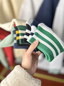 Áo len nỉ cao cấp kiểu varsity dành cho nữ, chất liệu 100% cotton jersey, dáng rộng, chất liệu fleece, cổ tròn sọc, in họa tiết mùa thu - Product Image 5