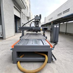 Changeur d'outils automatique de qualité industrielle à 3 axes de haute précision avec lame de <span class=keywords><strong>scie</strong></span> pour la fabrication de meubles en bois, fabricant de machines CNC - Product Image 4