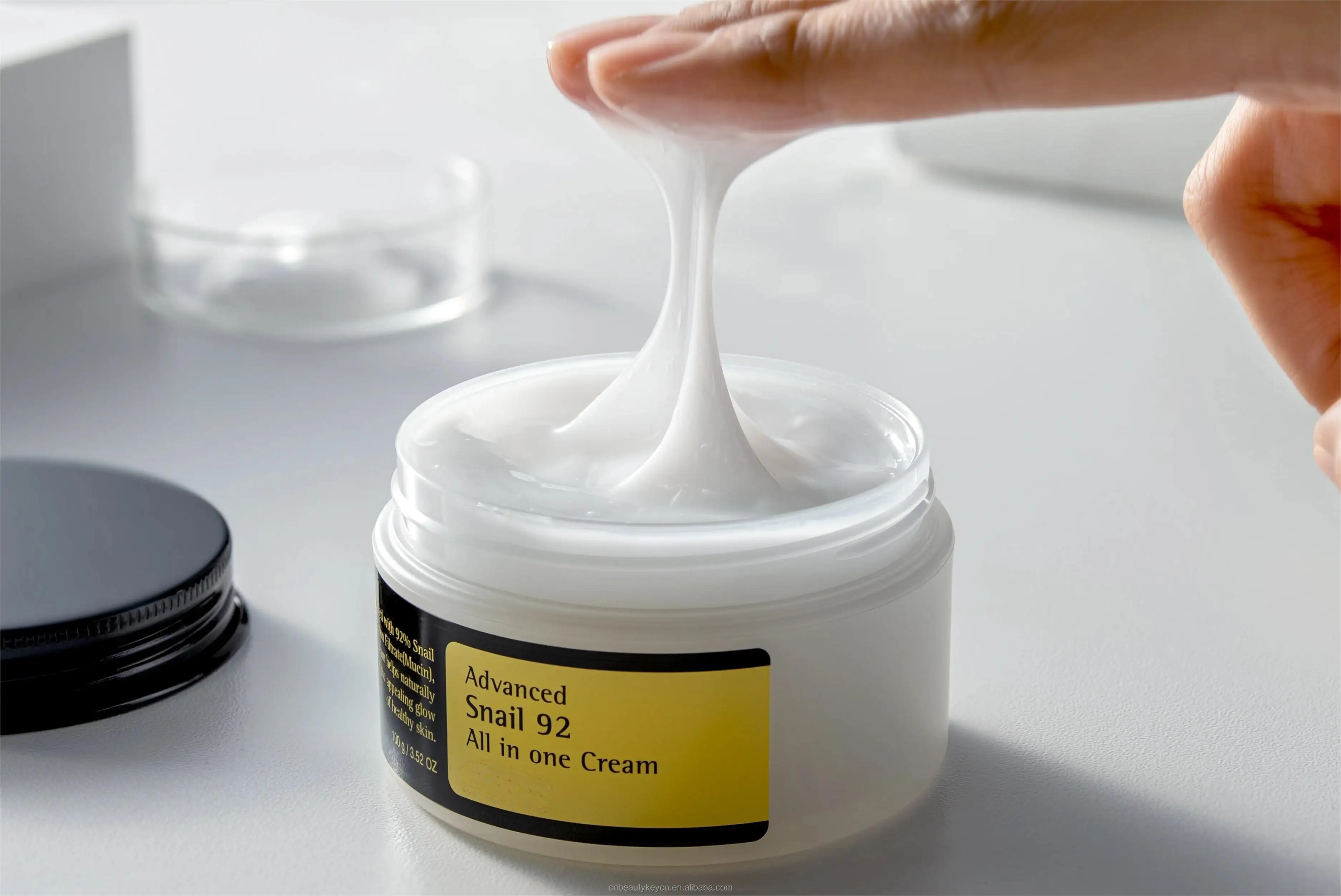 Hidratante facial de caracol Mucina 100ml de marca própria creme hidratante anti-idade natural para clareamento da pele para cuidados com a pele coreano
