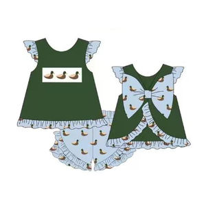 GSSO3440 Conjunto de Ropa para Niña Pequeña, Diseño Personalizado, Azul Sólido con Estampado a Cuadros Verde, Venta al Por Mayor, Manga Corta - Product Image 4