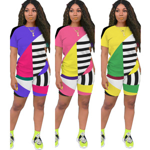 Verano geometría rayado empalme 2 piezas traje de pista trajes ocio deportes dos piezas pantalones cortos conjunto ropa de mujer - Product Image 1