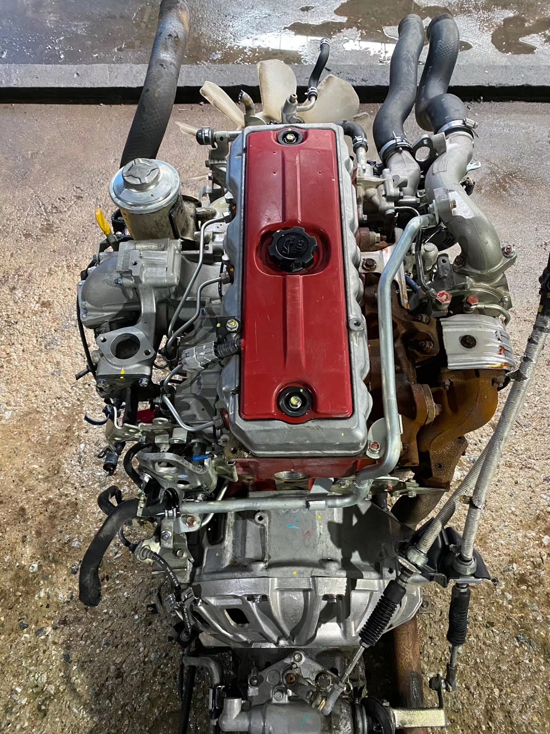 HINOs N04Cエンジン販売、4.0L、136hp、ターボチャージ