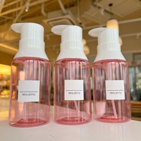 Bouteille pompe moussante en PET rose de 300 ml avec impression sérigraphique pour bain moussant et emballage de produits moussants