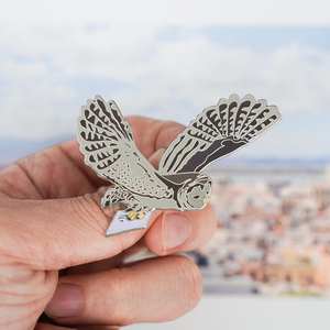 Épingle de logo personnalisé en émail dur pour costume et chemise cadeau en métal artisanat fabricant Chine épinglettes - Product Image 3