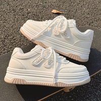 Chaussures pour femmes automne-hiver, chaussures blanches, nouvelle collection 2024, semelle épaisse, chaussures décontractées