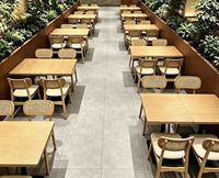 Ensemble de salle à manger commercial style forêt zen, table et chaises de café naturelles et apaisantes pour bar à domicile et restaurants de restauration rapide