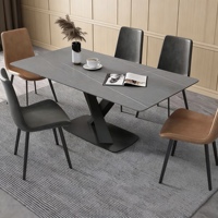 Table à manger de luxe en marbre, design moderne couleur or, table en pierre frittée