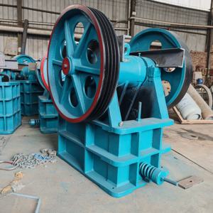 150*250 Broyeur mobile de gangue de charbon de galets de haute qualité Broyeur de mâchoire de granit de déchets de construction - Product Image 4