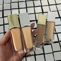Fond de teint waterproof à marque privée pour les tons de peau clairs à moyens, couvrance totale, fond de teint changeant de couleur