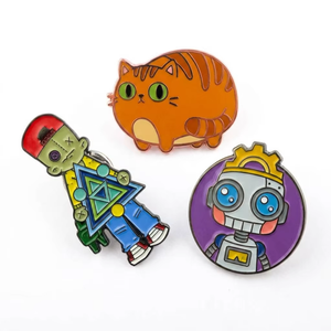 Fabricantes de Pins Esmaltados, Diseño Personalizado, Pin de Metal de Película de Terror, Esmalte Duro y Suave - Product Image 2