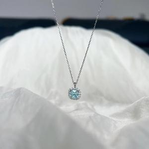 Collier pendentif en argent pur S925 avec petit diamant bleu d'eau douce, motif de poissons s'embrassant, collier doux et oxygénant, accessoire pour clavicule - Product Image 4