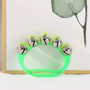 Campanilla de plástico, instrumento musical para niños de 2 a 4 años, juguete unisex de color rojo - Product Image 4