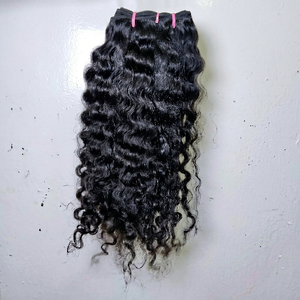 Extensiones de Cabello Humano Rizado Remy Indio 100% Natural, Color Negro Natural, Rizos Suaves para Venta al Por Mayor - Product Image 1