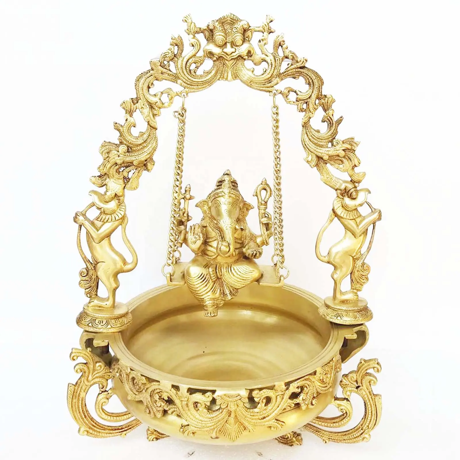 Messing Gemaakt Lord Ganesha Op Swing Figuur Home/Event Decor Urli Religieuze Decoratie