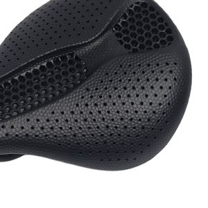 <span class=keywords><strong>Selle</strong></span> <span class=keywords><strong>de</strong></span> vélo légère en fibre <span class=keywords><strong>de</strong></span> carbone avec technologie <span class=keywords><strong>de</strong></span> refroidissement, coussin doux et ventilé pour vélos <span class=keywords><strong>de</strong></span> route - Product Image 6