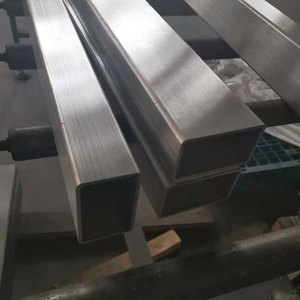 ท่อเหล็กสี่เหลี่ยมสแตนเลสแบบกำหนดเอง SS304 201 202 304 316 - Product Image 1