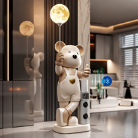 Sculpture d'ours en résine grandeur nature faite à la main avec horloge et calendrier à lampe lunaire pour la décoration intérieure, la fabrication de bijoux et les cadeaux créatifs