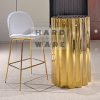 Table de bar commerciale moderne en acier inoxydable pour événements