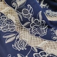 Broderie tissée soluble dans l'eau botanique 168 GSM Tissu en dentelle pour la décoration intérieure, la tapisserie et les mariages