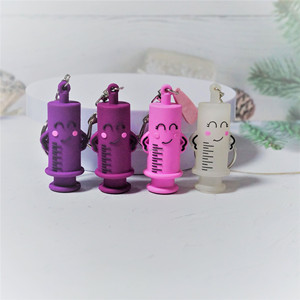 Biểu tượng tùy chỉnh <span class=keywords><strong>PVC</strong></span> cao su mở chai <span class=keywords><strong>Keychain</strong></span> mới lạ ống tiêm Ampoule Breaker bảo vệ điều dưỡng cụ - Product Image 2