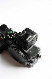 กล้องระดับเริ่มต้น Nikon Z5 24.3MP กล้อง 4K กล้องมิเรอร์เลสเปลี่ยนเลนส์ได้ - Product Image 4