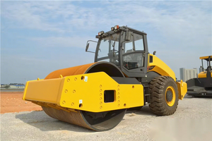 Uygun maliyetli 26 Ton 6126E tek tamburlu mekanik titreşimli yol silindiri stokta yol yapımı kiralama için - Product Image 2