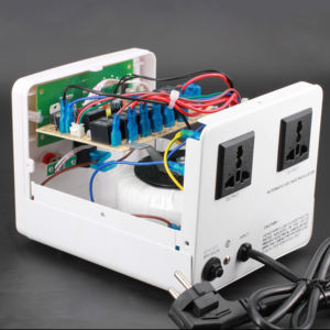 Régulateur de tension automatique numérique <span class=keywords><strong>AVR</strong></span> AVS AC de type relais 1KW 1000VA 130V-270V vers 220V avec affichage numérique CE - Product Image 4