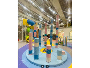 Équipement de terrain de jeu intérieur éducatif pour enfants POKIDDO pour écoles préscolaires-parc d'attractions Naughty Castle jeu de tir en mousse souple - Product Image 4