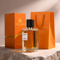 L'usine classique fabrique une nouvelle bouteille en verre de parfum à sertir rectangulaire clair vide 30ml 50ml 100ml bouteille de parfum avec couvercles design