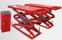 Pont élévateur hydraulique à double vérin rouge pour voitures, capacité 3500 kg, hauteur de levage 2050 mm, idéal pour les garages de réparation automobile