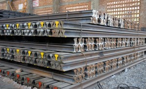 Yongyang phụ kiện hoàn chỉnh đường ray thép nặng và nhẹ cầu cảng cần cẩu đường sắt qu70 <span class=keywords><strong>qu80</strong></span> u71mn GB DIN tiêu chuẩn đường sắt Q235 55q - Product Image 5