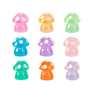 Micro Paesaggio con Simpatici <span class=keywords><strong>Funghi</strong></span> in Resina Fluorescente che si Illuminano al Buio, Muschio Artificiale Dipinto a Mano per Giardinaggio Artistico e Paesaggistico - Product Image 6