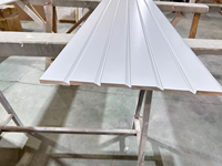 Plinthe en bois écologique blanc apprêté sur mesure pour appartements, hôtels et hôpitaux – Design moderne