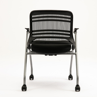 Chaise de bureau classique empilable à dossier en plastique facile à assembler avec tablette pour réunion et formation