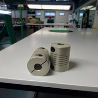 Accouplement flexible élastomère universel en aluminium ZCF de 30 mm pour arbre de moteur, personnalisation OEM