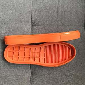 2020新しいスタイルのソフトメンズラバースニーカーソール快適な靴底デザイン - Product Image 5