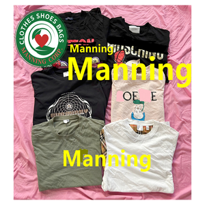 Coreia Japão Uk Atacado Branded Thrift Usado Fardos de Roupas de Luxo Usado Designer Vestuário <span class=keywords><strong>Bundle</strong></span> para Homens T-shirt em Massa - Product Image 4