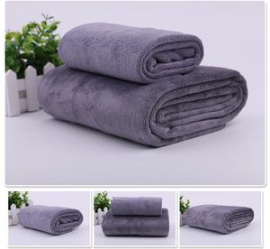 Quick-Drying Dog Towels Polyester Pet Absorbent Bathrobe Dog Accessories for Cleaning Bath Stocked - Product Image 3