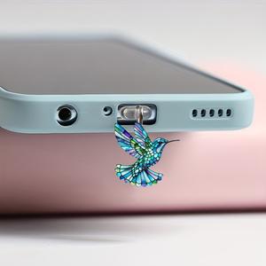 Pendentif anti-poussière 2D plat en acrylique coloré motif colibri pour connecteur <span class=keywords><strong>Lightning</strong></span> iPhone et connecteur ovale Type-C - Product Image 3