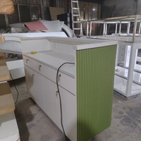 Comptoir de réception moderne pour salon de coiffure, couleur verte, comptoir de caisse pour commerce de détail